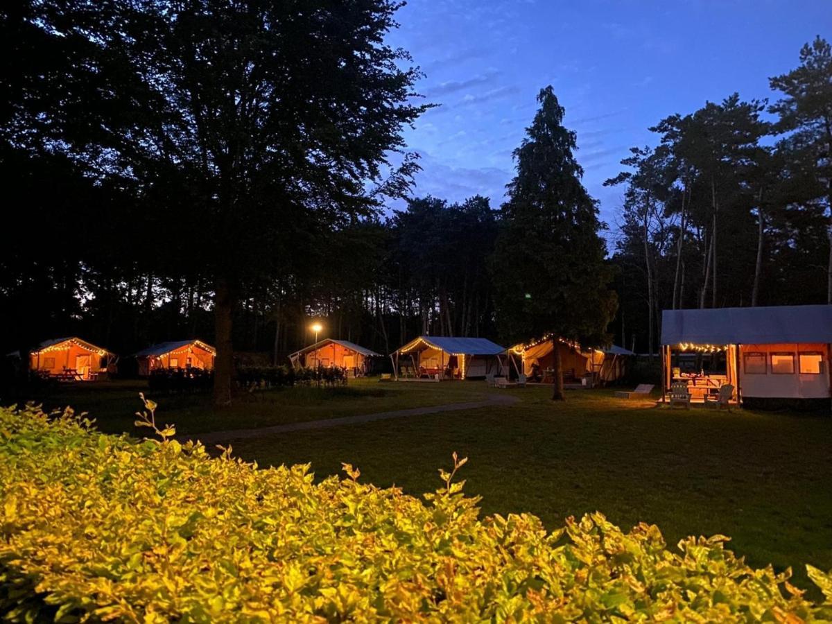 Vakantiepark De Bergen Wanroij - Safaritent Екстер'єр фото